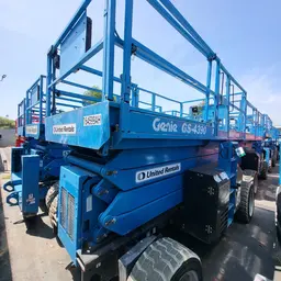 2016 Genie GS-4390 RT Rough Terrain Scissor Lift