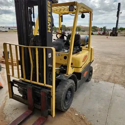 2017 HYSTER H50XT Warehouse Forklift