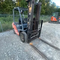 2017 Toyota 8FDU30 Warehouse Forklift
