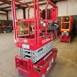 2017 MEC 1330SE Scissor Lift