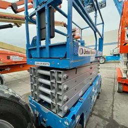 2017 Genie GS-3232 Scissor Lift