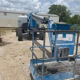 2015 Genie Z-62/40J Articulating Boom Lift