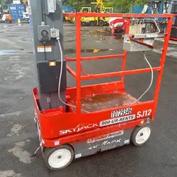 2018 Skyjack SJ12 Self-Propelled One-Person Lift