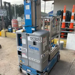 2016 Genie GR-20 Self-Propelled One-Person Lift
