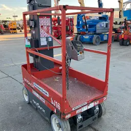 2017 Skyjack SJ16 Self-Propelled One-Person Lift