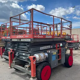 2016 Skyjack SJ8841RT Rough Terrain Scissor Lift