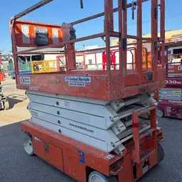 2018 Snorkel S4732E Scissor Lift