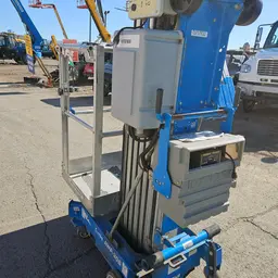 2018 Genie AWP-30SDC Pusharound Lift