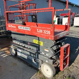 2018 Skyjack SJIII3226 Scissor Lift