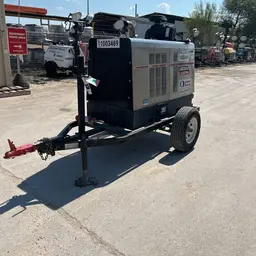 2019 Lincoln Electric VANTAGE 549 Welder