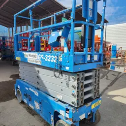 2017 Genie GS-3232 Scissor Lift