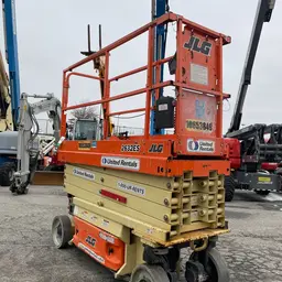 2017 JLG 2632ES Scissor Lift