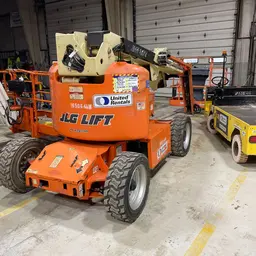 2016 JLG E450AJ Articulating Boom Lift