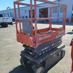 2016 Skyjack SJIII3219 Scissor Lift
