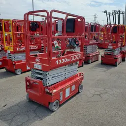 2017 MEC 1330SE Scissor Lift