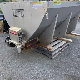 2019 Western Global 99039 Trailer