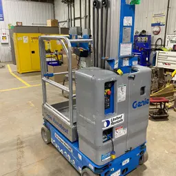 2019 Genie GR-20 Self-Propelled One-Person Lift