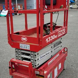 2018 MEC 1330SE Scissor Lift