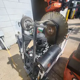 2020 Diamond Products CC2522H Street Saw/Blade