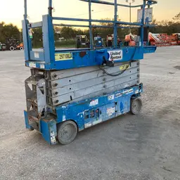 2016 Genie GS-3232 Scissor Lift