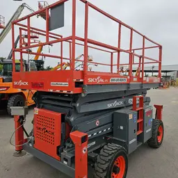 2018 Skyjack SJ8841RT Rough Terrain Scissor Lift