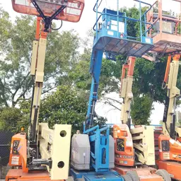 2013 Genie Z-34/22N Articulating Boom Lift