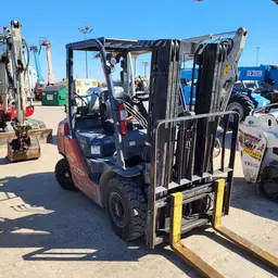 2019 Toyota 8FGU25 Warehouse Forklift