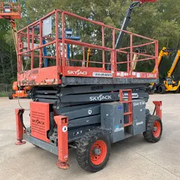 2014 Skyjack SJ8841RT Rough Terrain Scissor Lift