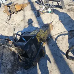 2017 Atlas Copco SB 452 Attachment