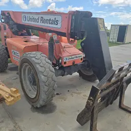 2016 SKYTRAK 8042 Forklift