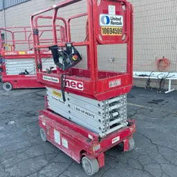 2017 MEC MICRO 19 Scissor Lift