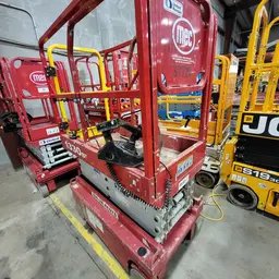 2018 MEC 1330SE Scissor Lift