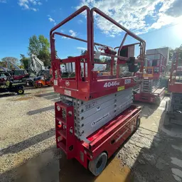 2017 MEC 4046SE Scissor Lift