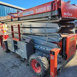 2016 Skyjack SJ9250RT Rough Terrain Scissor Lift