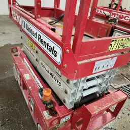 2018 MEC 1330SE Scissor Lift