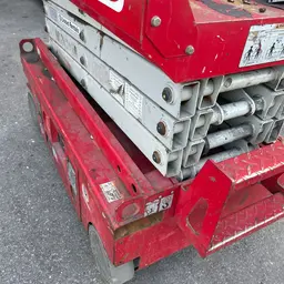 2016 MEC 1330SE Scissor Lift