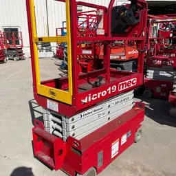 2021 MEC MICRO 19 Scissor Lift