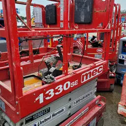 2017 MEC 1330SE Scissor Lift