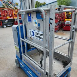 2018 Genie GR-20 Self-Propelled One-Person Lift