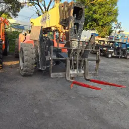 2015 JLG 1055 Forklift
