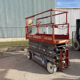 2015 Skyjack SJIII3226 Scissor Lift