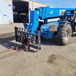 2015 Genie GTH-1056 Forklift