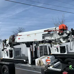 2022 S.D.P. Manufacturing EZ55MLP Digger Derrick
