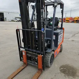 2022 Toyota 8FBCU25 Warehouse Forklift