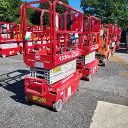 2017 MEC 1330SE Scissor Lift