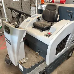 2022 Clarke SW4000 49 Sweeper