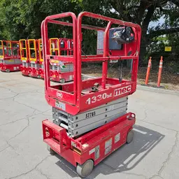 2018 MEC 1330SE Scissor Lift