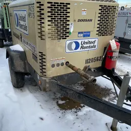 2021 Doosan P425/HP375WCUT4 Air Compressor