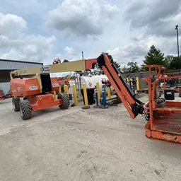 2017 JLG 800AJ Articulating Boom Lift