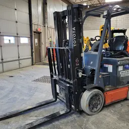 2018 Toyota 8FBCU25 Warehouse Forklift